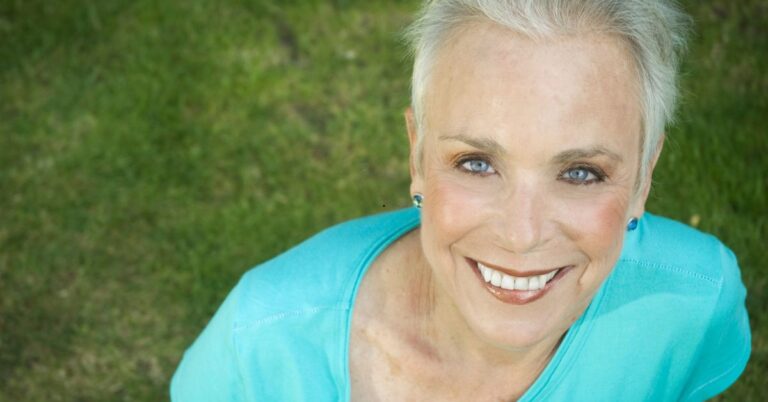 17 Chic Short Hairstyles for Women Over 60 That Instantly Elevate Your Look